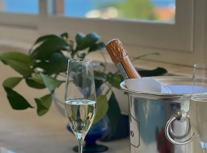 Maison Lady Claudia Luxury アパート *