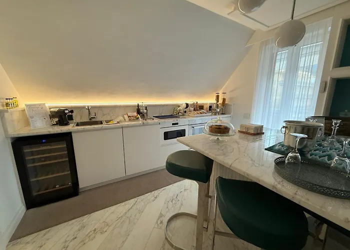 Maison Lady Claudia Luxury アパート *