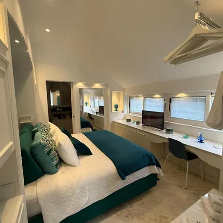 Maison Lady Claudia Luxury *